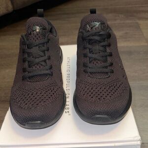APL Techloom Pro M Black Footwear